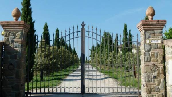 Agriturismo I Romiti カスティリオーネ・デル・ラーゴ エクステリア 写真